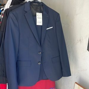 New Zara Men Us 34 blazer and 31 matching suit pants.